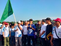 Wakil Bupati Batang lepas jalan sehat Milad Muhammadiyah ke-116