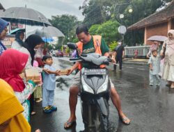 Hidupkan Sore Ramadan, Anak-Anak Aisyiyah Kauman dan Lazismu Tebar 200 Paket Takjil