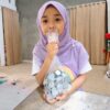 Dari Tabungan Uang Jajan, Zaskia Berbagi untuk Pengadaan Stretcher Mobil Layanan Umat